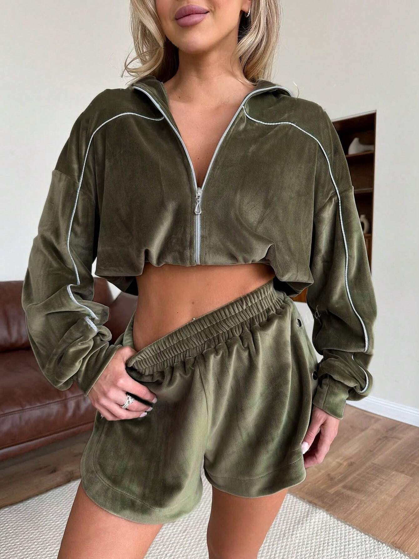 Velvet Zipper Slim-Fit Cardigan Sports Shorts Two-Piece Set