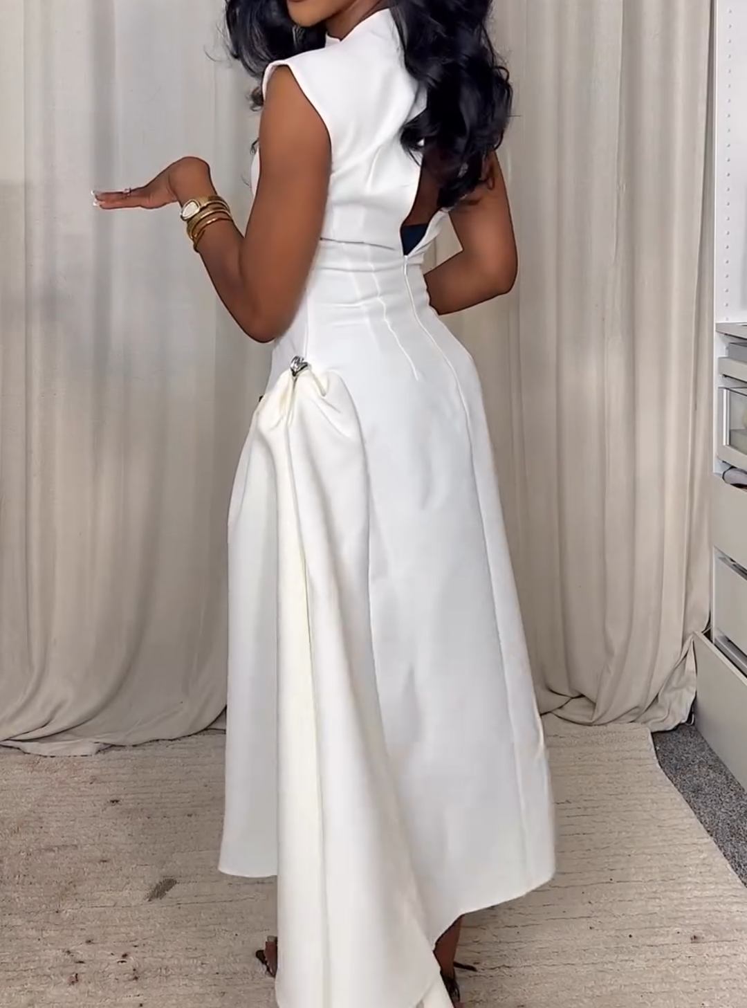 Sleeveless bodycon ruched dress