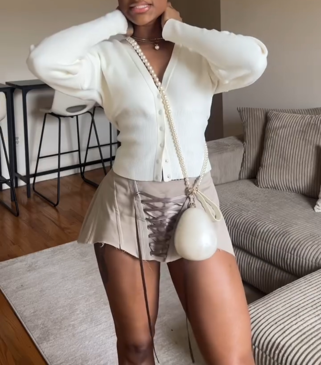 Solid color fitted knit top