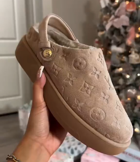 Suede-lined platform slippers