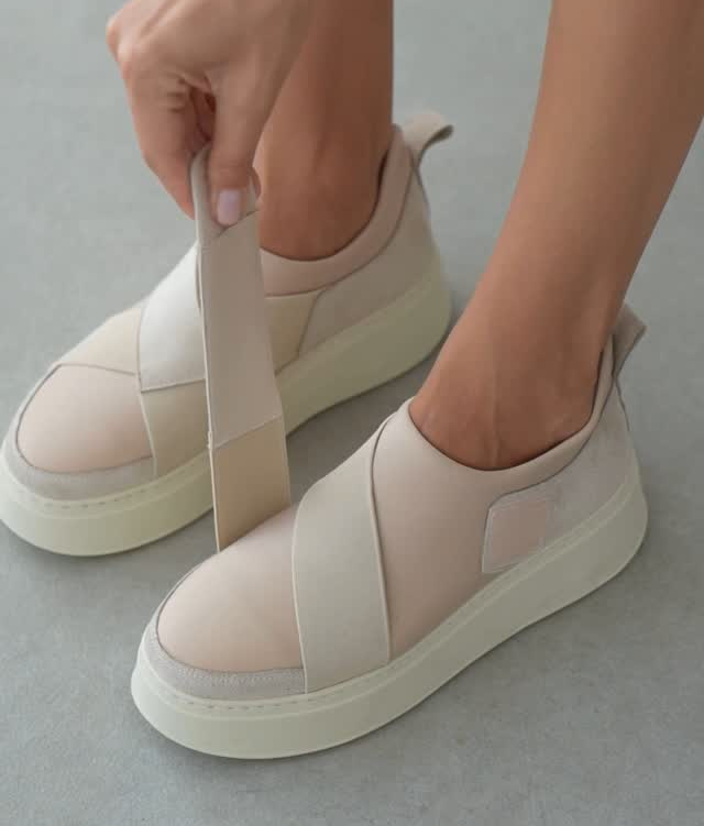 slip-on canvas shoes