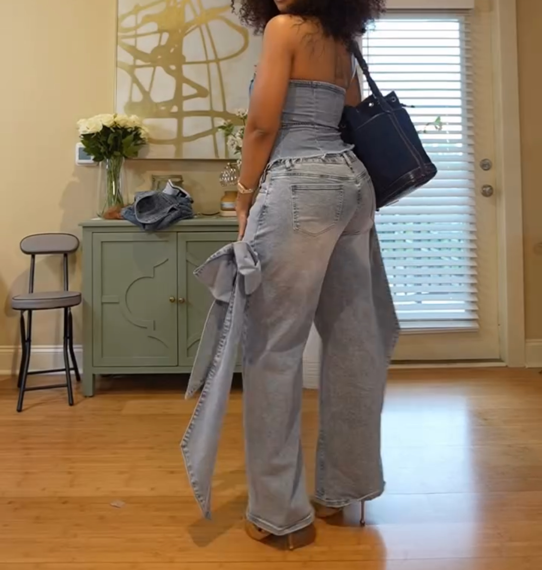 Bow wide-leg jeans