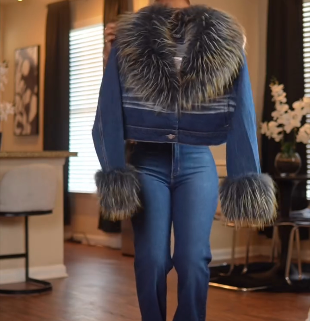 Fur collar denim jacket