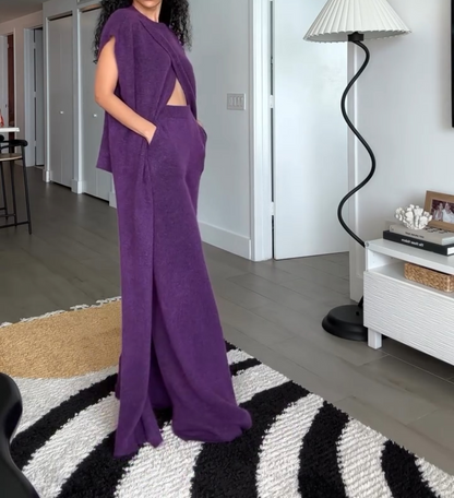 Knitted slit top + high-waisted straight-leg pants