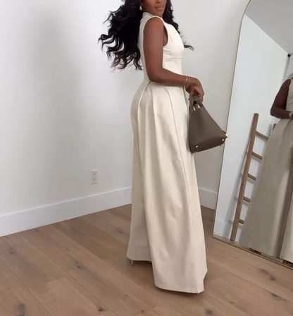 Sleeveless solid color jumpsuit