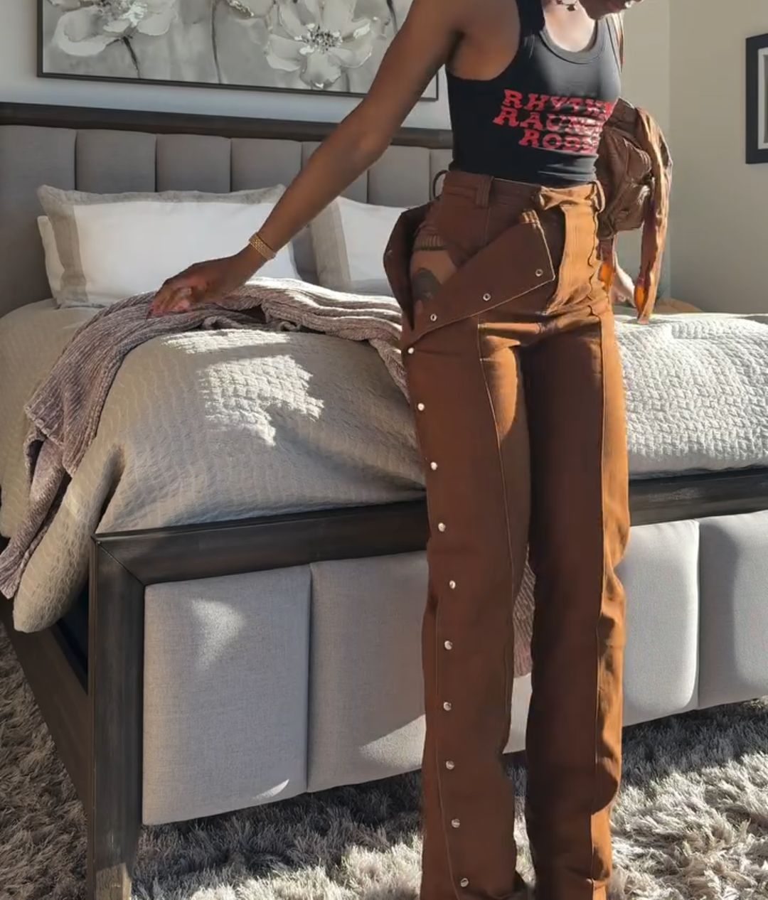 Hidden side button high waist jeans