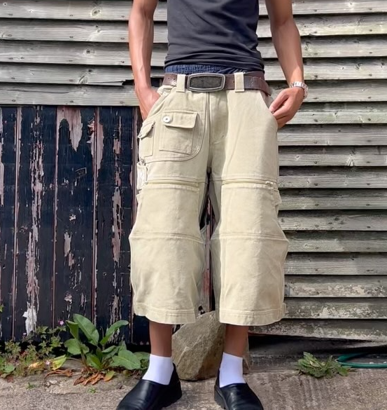 Multi-pocket patchwork jeans