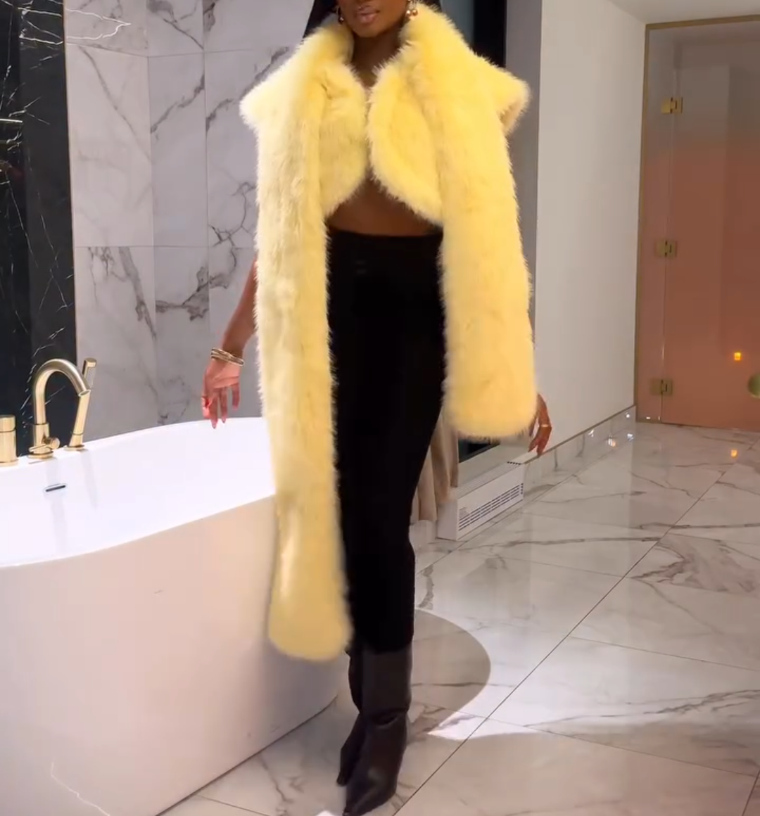 2-in-1 Faux Fur Shrug in Yellow