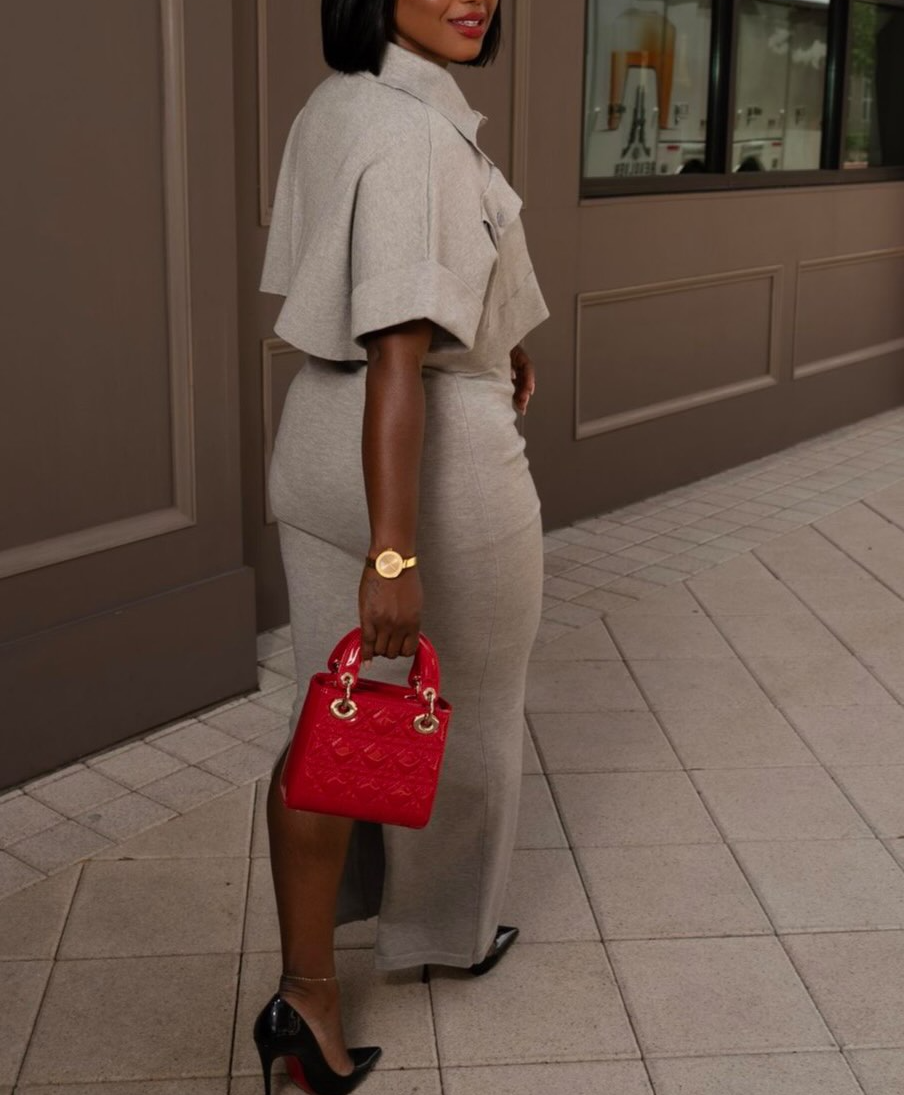 Knitted two-piece suit